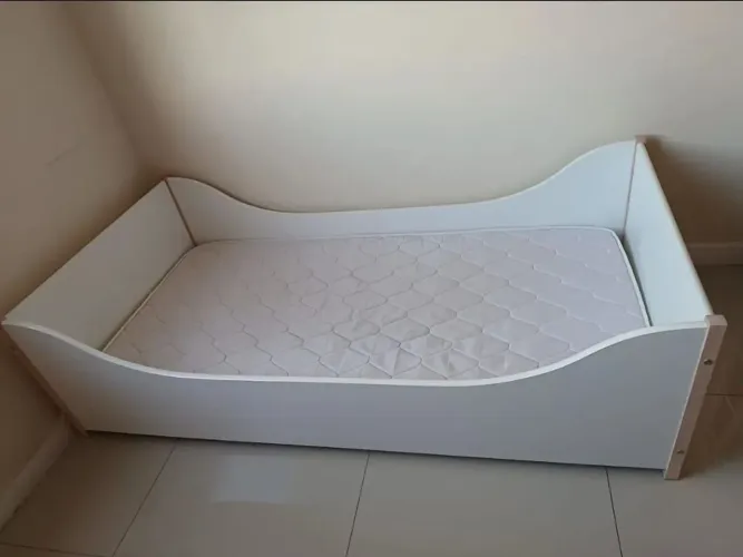 Cama Tok Stok COM COLCHÃO 