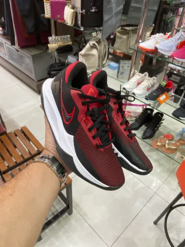 Tênis Nike - Precision IV 41