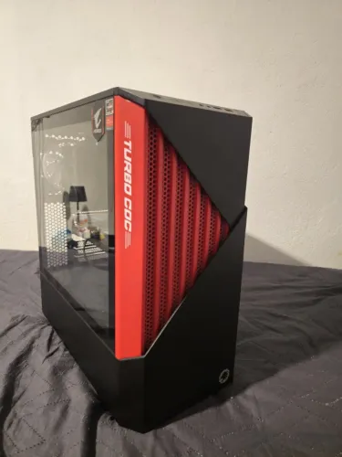 PC Gamer + Monitor e Braço Articulado à Venda - Roda tudo liso