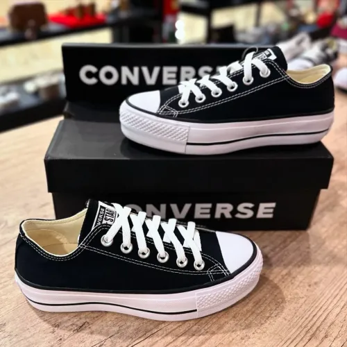 Chuck Taylor All Star Lift Canvas Cano Baixo Preto