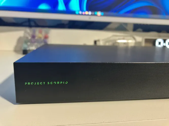 Tampa Superior Xbox One X - Project Scorpio ( Detalhes )