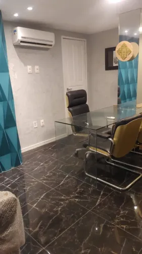 Sala Comercial Mobiliada 21,24 m² no Farol - Prox ao Colégio Madalena Sofia