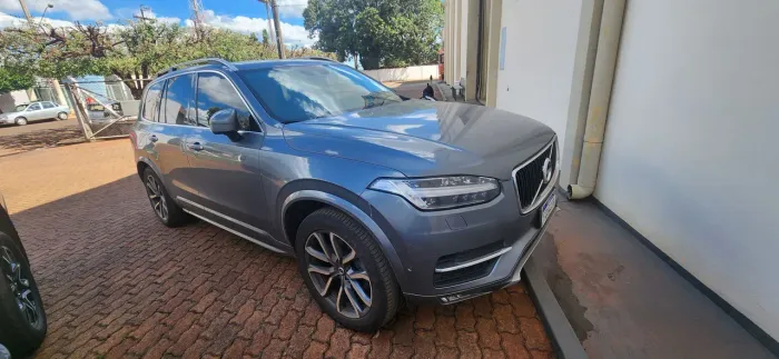 Volvo XC 90 D-5 Momentum 2.0 235cv Diesel 5P 2019