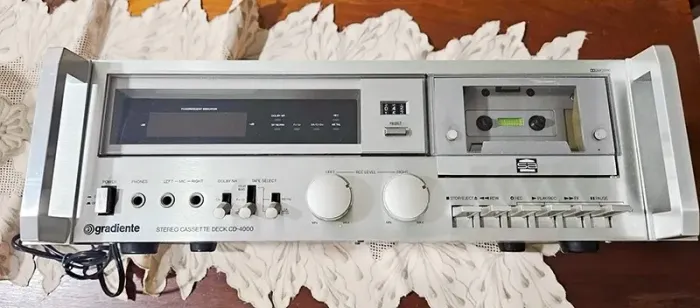 STEREO CASSETTE DECKER CD-4000 GRADIENTE