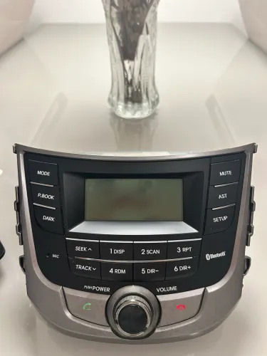 Kit Som original HB20/HB20S 2015 Bluetooth + Kit 4 alto-falantes originais