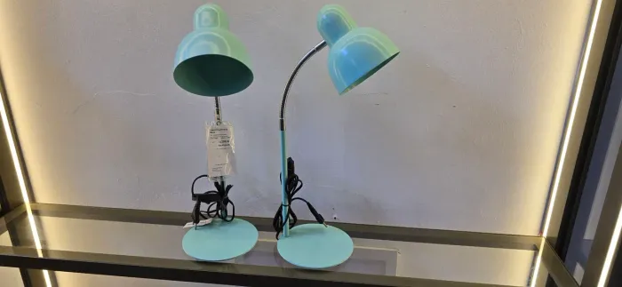 Par de  Luminária Mesa Speen meta cromo<br>LUMINÁRIA COM GARRA SPEEN II