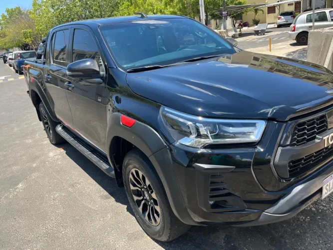 Toyota Hilux CD Gr-s 4X4 2.8 TDI Dies. Aut. 2022