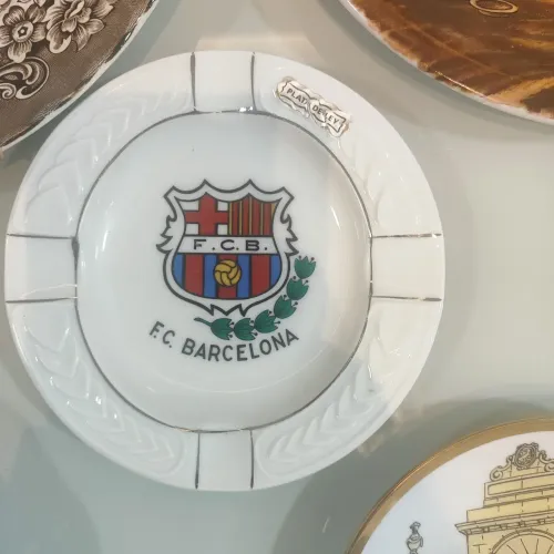 ? Pratos Decorativos Espanhóis Antigos (Conjunto)