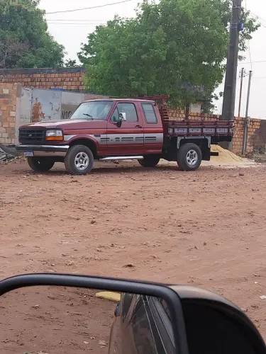 Ford F-1000 XL 4.9i CE 1998