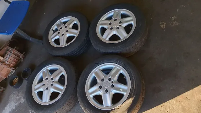 Rodas Vectra aro 15