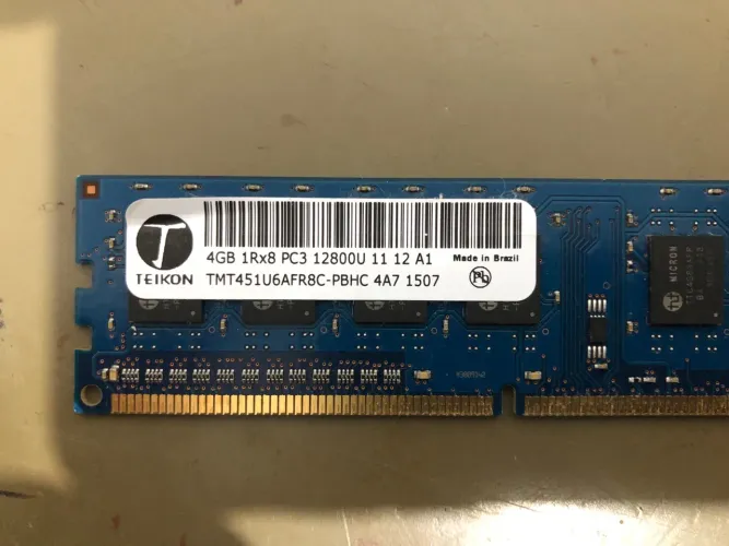 Memória 4GB DDR3 12800