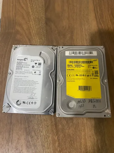 2 hds de 500gb (total 1tb)