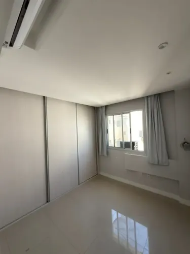 Locacao apartamento 3/4 uma suite em Buraquinho Lauro de Freitas