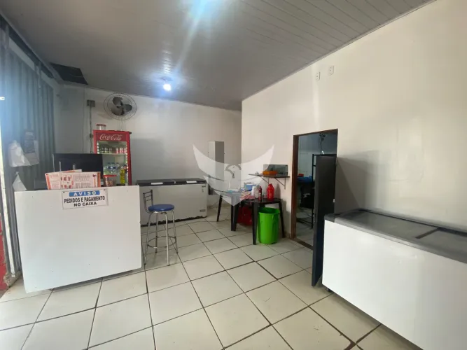 Casa com Ponto Comercial na Calama | Não Financia