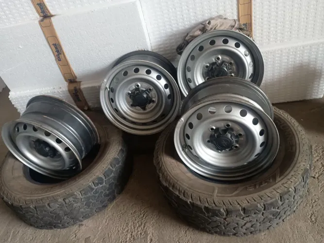 Jantes para caminhonete.