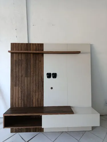 Painel para Televisão com gaveta