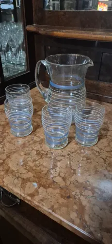 Jarra antiga 4 copos 