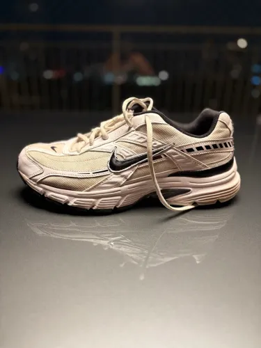 NIKE INITIATOR tam 43br 