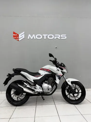Oportunidade!!! CBTwister 250 2016 impecável esmotors