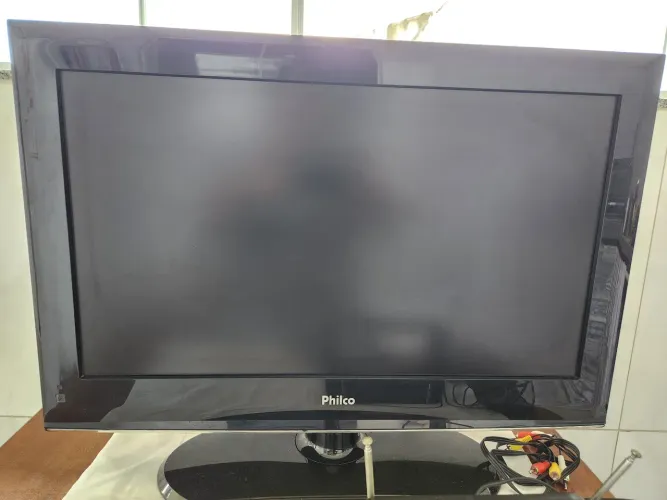 TV Philco 24 polegadas.