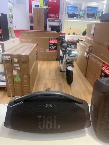 Boombox 3 Novo Lacrado 1 ano de Garantia com Nota Fiscal
