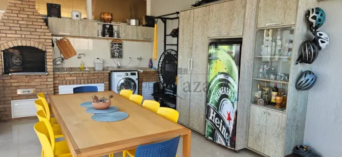 Oportunidade - Cobertura Duplex - Condomínio Spazio Campo Azuli - 3 Dormitórios - 110m².