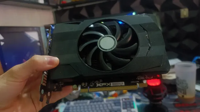 RX 550 4GB SHAPIRE Baratinha