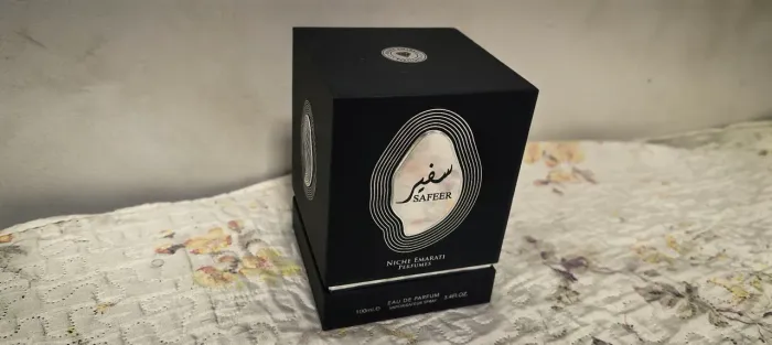 Perfume Masculino Importado Safeer Niche Emarati 100ml Linha Premium apenas experimentado