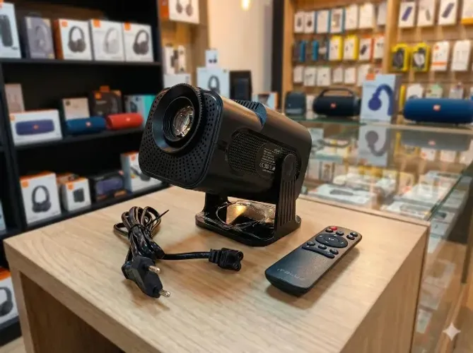 Projetor Smart HY320 com Android e Wi-Fi - Qualidade de cinema!