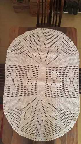 TAPETE OVAL CROCHÊ (NOVO)