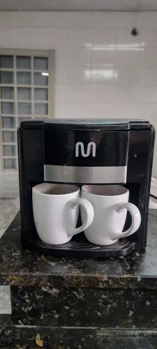 Cafeteira com 2 xícaras