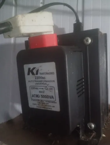 Vendo esse transformador  semi novo para acordicionado 