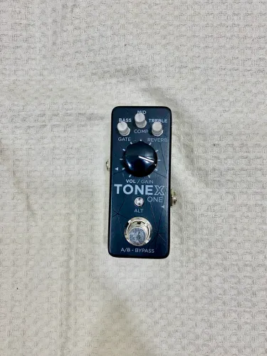 Pedal tonex one ik multimídia 