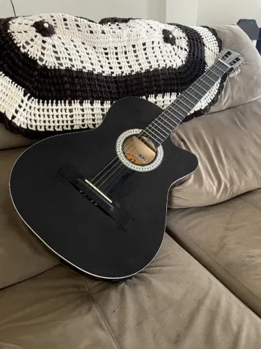 Violão (eletroacústico)