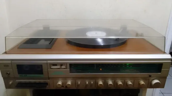 Toca Discos 3 em 1 CCE SHC-8000 Revisado, com Caixas e Pronto pra uso!
