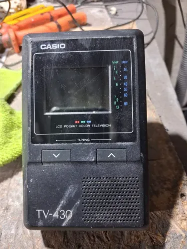 Mini TV casio antiga