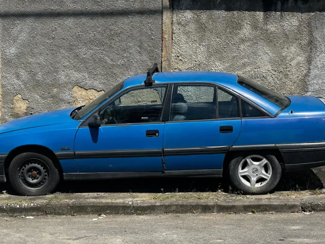 Chevrolet Omega GLS 2.2 / 2.0 (álcool) 1996