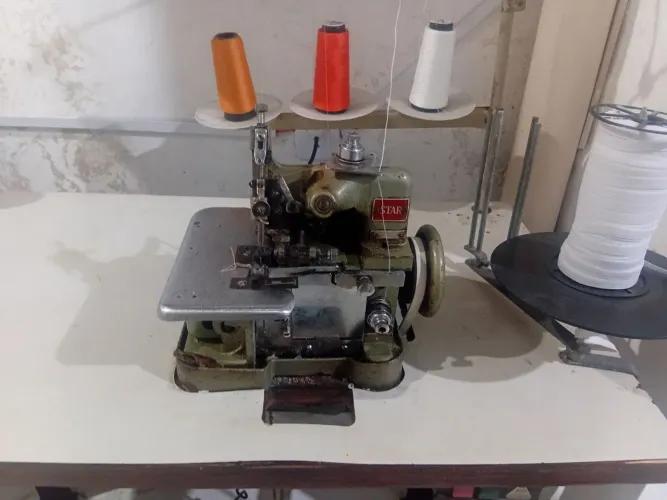 Maquina de costura