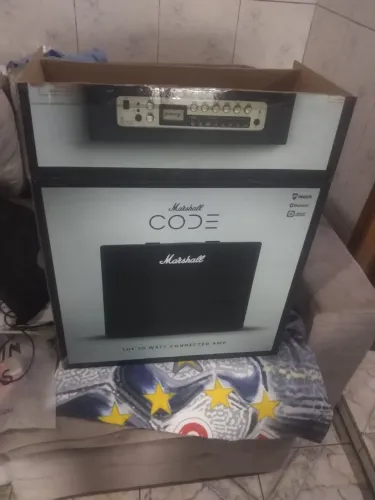 Vendo Amplificador Marshall Code 50 na caixa novo