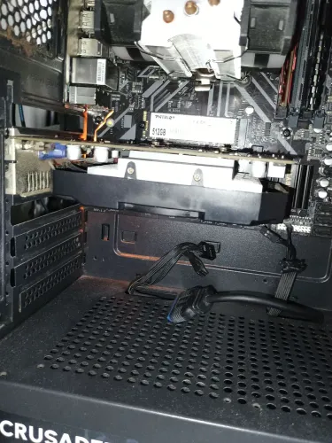 Placa de vídeo AMD 4 gigas
