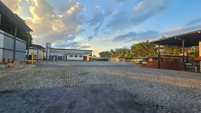 Galpão com para aluguel, 1.950m² - Itapoã - Belo Horizonte