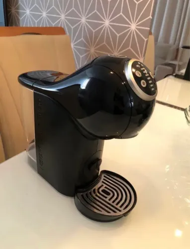 CAFETEIRA ARNO DOLCE GUSTO 