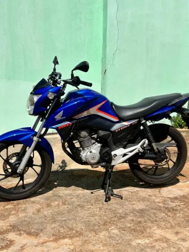 Titan 160 muito nova, vendo ou troco.