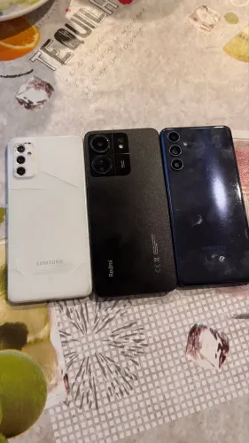 Vendo 3 celulares pra conserto