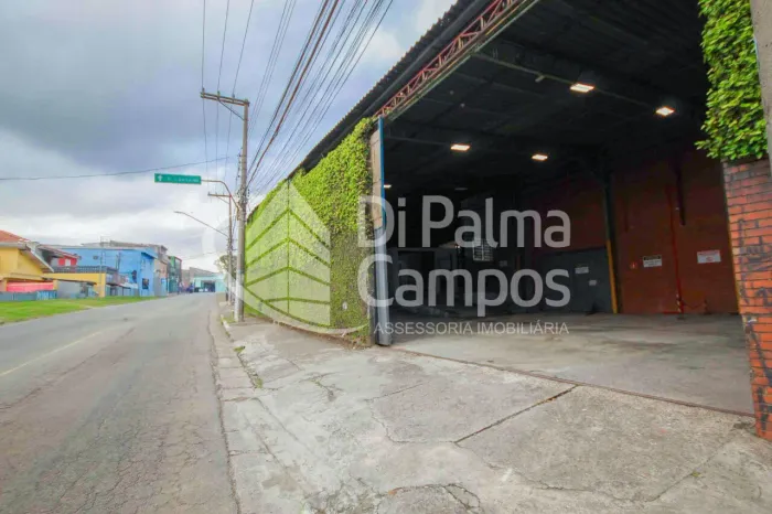 Galpão com 353m² de área útil com 2 salas de apoio para alugar no bairro Sacomã