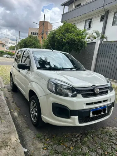 Fiat Uno Attractive 1.0 EVO Fire Flex 8V 5P 2021