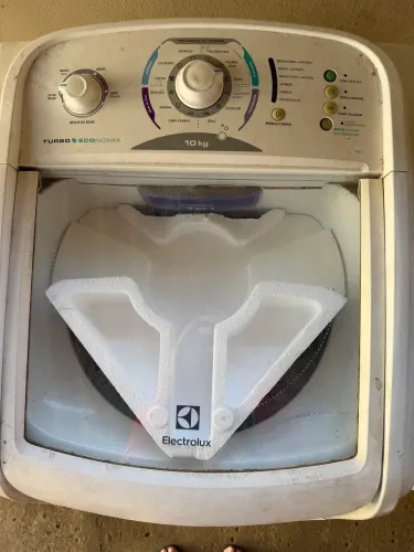 Máquina de lavar com defeito