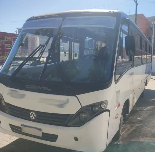 Micro ônibus Comil piá 2011