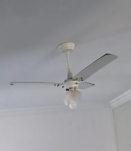 2 Ventiladores de teto