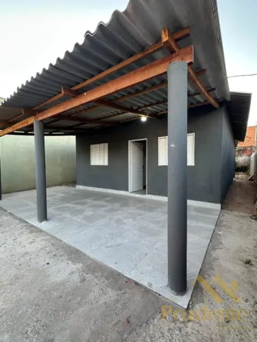 Casa para Venda em Cuiabá, Doutor Fábio Leite, 2 dormitórios, 1 banheiro, 2 vagas